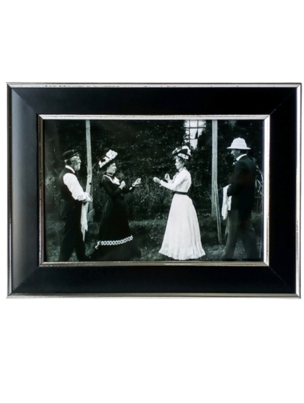 Vintage Victorian Female Fist Fist Retro Werid Fighting Vicyorian Women Framed